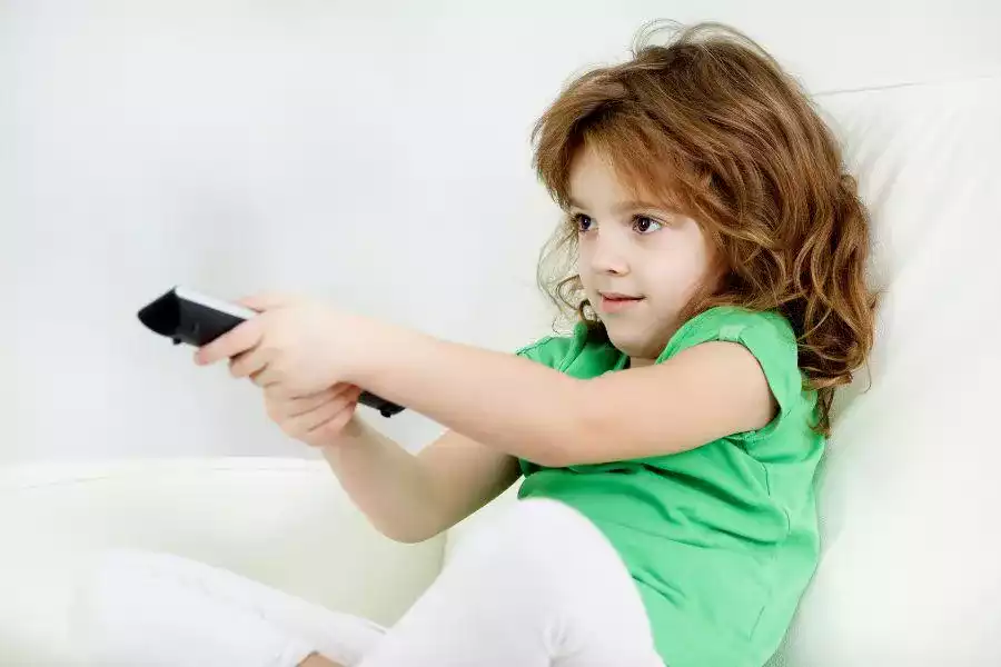 Screenpeace, des solutions durables pour lutter contre la surexposition aux écrans et l'addiction, à Paris - développement bio-psycho-social