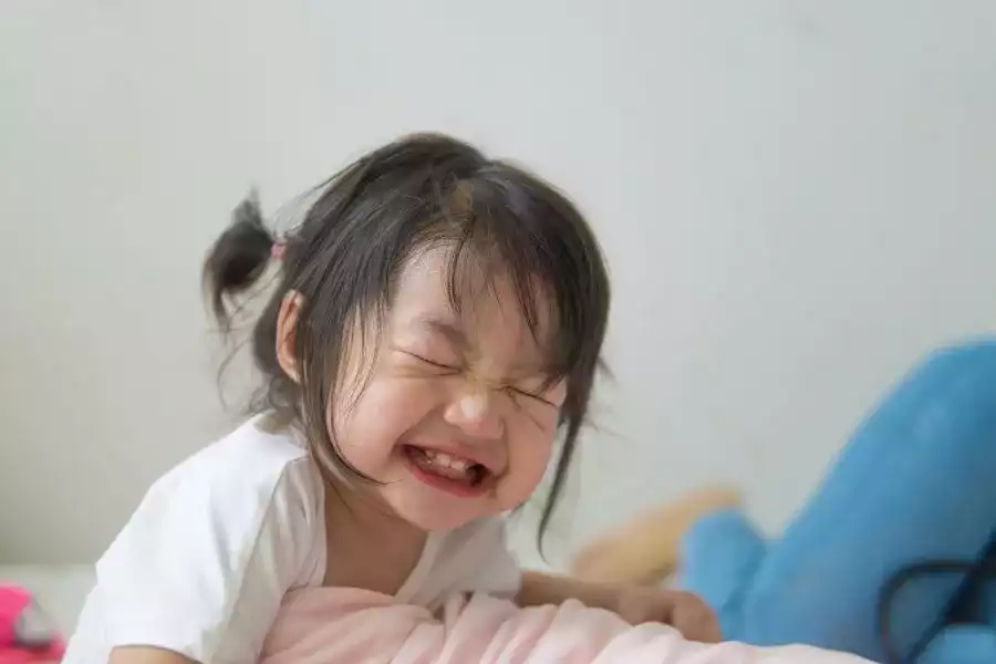 Screenpeace, des solutions durables pour lutter contre la surexposition aux écrans et l'addiction, à Paris - émotions enfant 4 à 8 ans